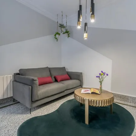 Gabriel Y Galan Hotel *